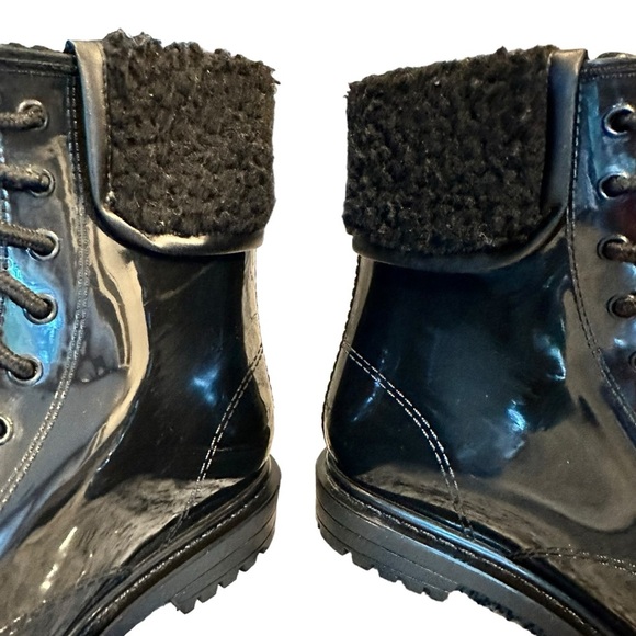 Kenneth Cole Reaction | Black Rain Lace Up Cozy Lug Sole Rain Boots Size 9 - Picture 8 of 14